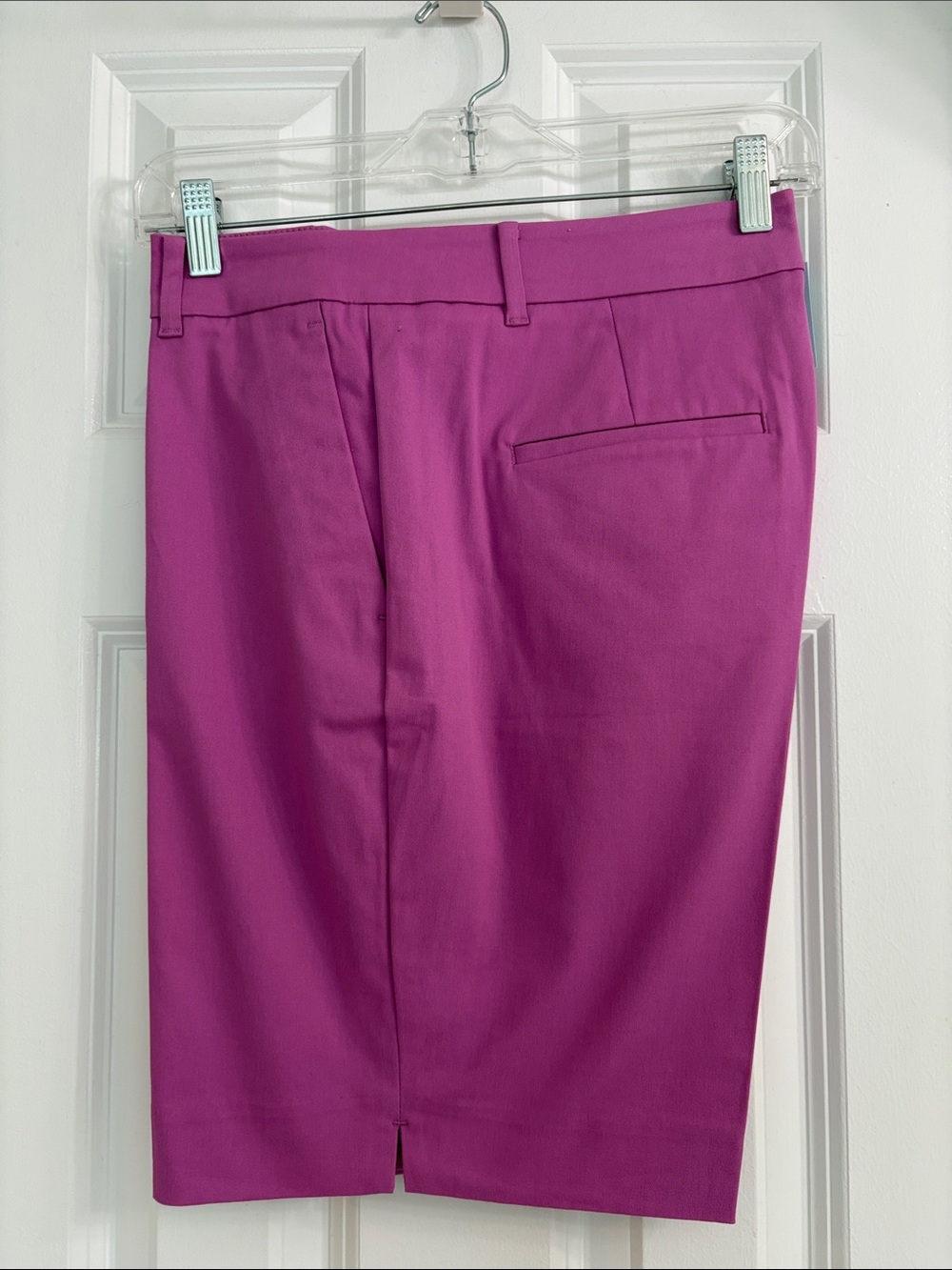 Ann Taylor Classic Broadwalk Shorts in Vivid Magenta Cotton/ Spandex Blend